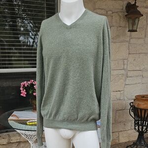 Men's Nieman Marcus Pale Moss Green Virgin Cashmere V-Neck Sweater XL
